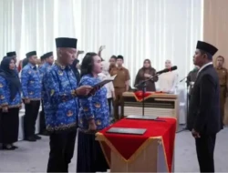Bupati Solok Lantik 59 Pejabat Administrator, Perkuat Kinerja Birokrasi dan Pelayanan Publik