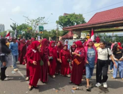Emak-Emak Kepung DPRD Sumsel, Suarakan Nasib Gizi Anak,  “MBG Harus Berlanjut!”