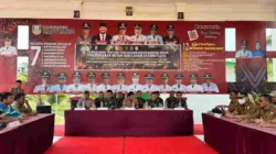 TIM KARHUTLA MABES TNI BERIKAN APRESIASI KEPADA CAMAT SELAT PENUGUAN
